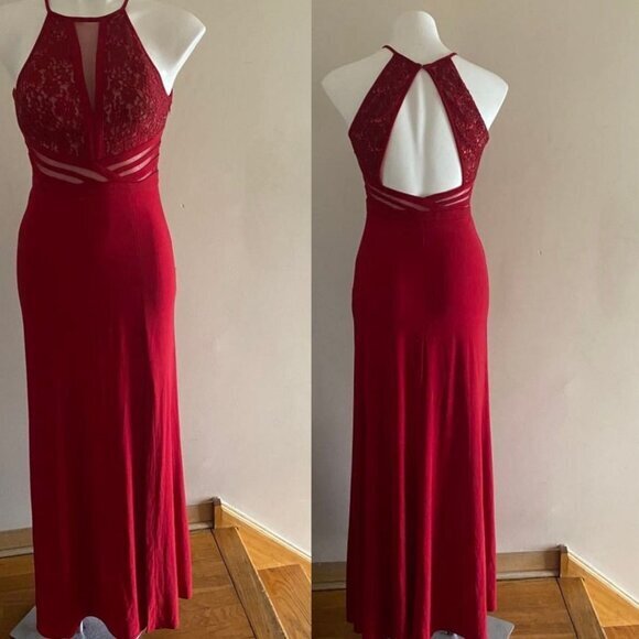 Morgan & Co Red Lace Halter Maxi‎ Dress Size 3 – Open Back Formal Gown - Picture 2 of 12